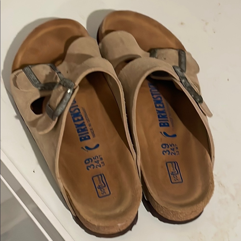 Birkenstock Tan Sandals with Metal Buckle
